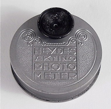 Front of Heydes Exposure Meter