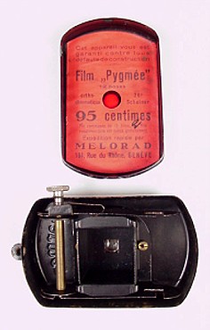 Pygmee With Back Cover Detached